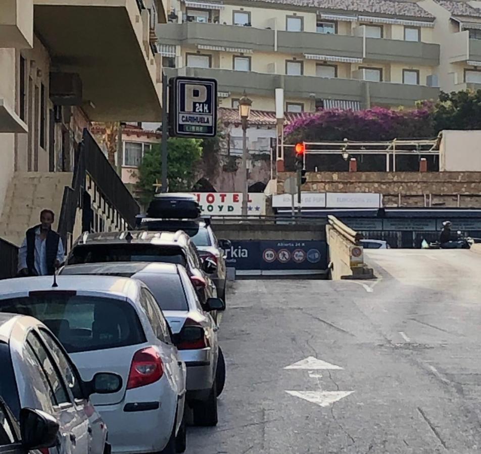 Apartamento Totalmente Reformado Con Piscina Y Jardines Al Lado De La Playa De La Carihuela توريمولينوس المظهر الخارجي الصورة